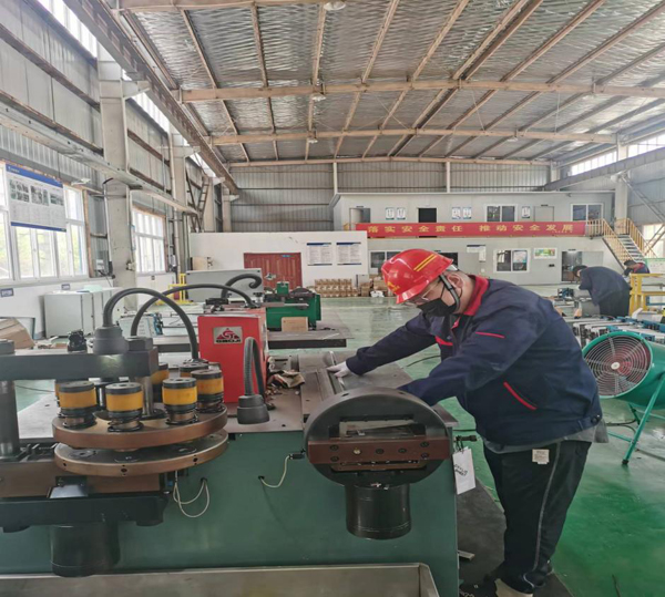 電控設備廠開足馬力掀起生產熱潮