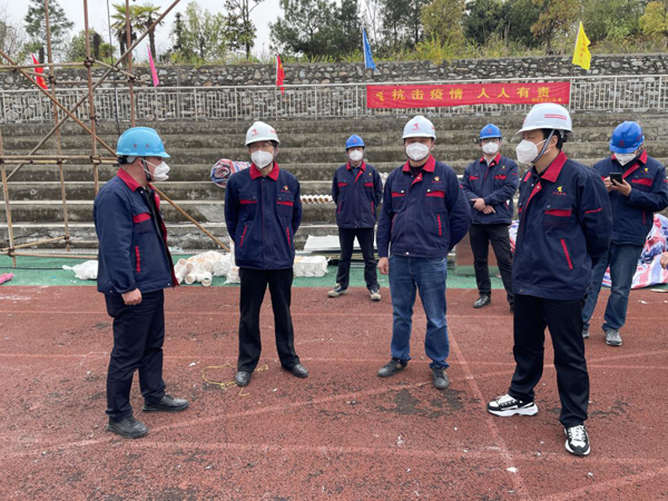 公司黨委書(shū)記檢查指導(dǎo)田家炳中學(xué)隔離點(diǎn)項(xiàng)目建設(shè)工作 公司黨委書(shū)記檢查指導(dǎo)田家炳中學(xué)隔離點(diǎn)項(xiàng)目建設(shè)工作