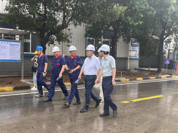 省生態環境廳到建材公司視察 省生態環境廳到建材公司視察